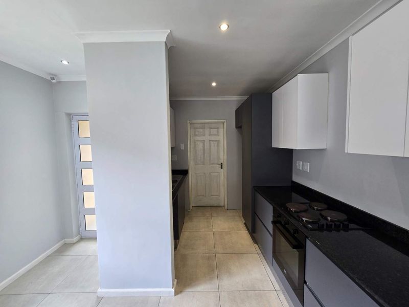 Spacious 118 m2 Family Home in Lovely Lovemore Park - Photo 2