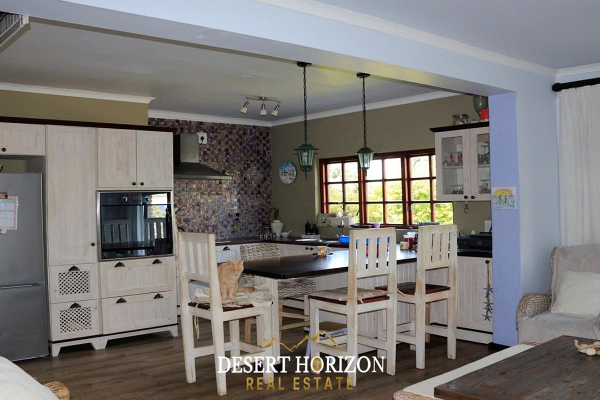 Swakopmund, Vogelstrand | Spacious Home with a Sea View - Photo 2