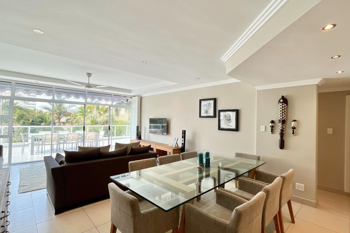 SPECTACULAR 3 BED APARTMENT in CENTRAL UMHLANGA - Photo 5