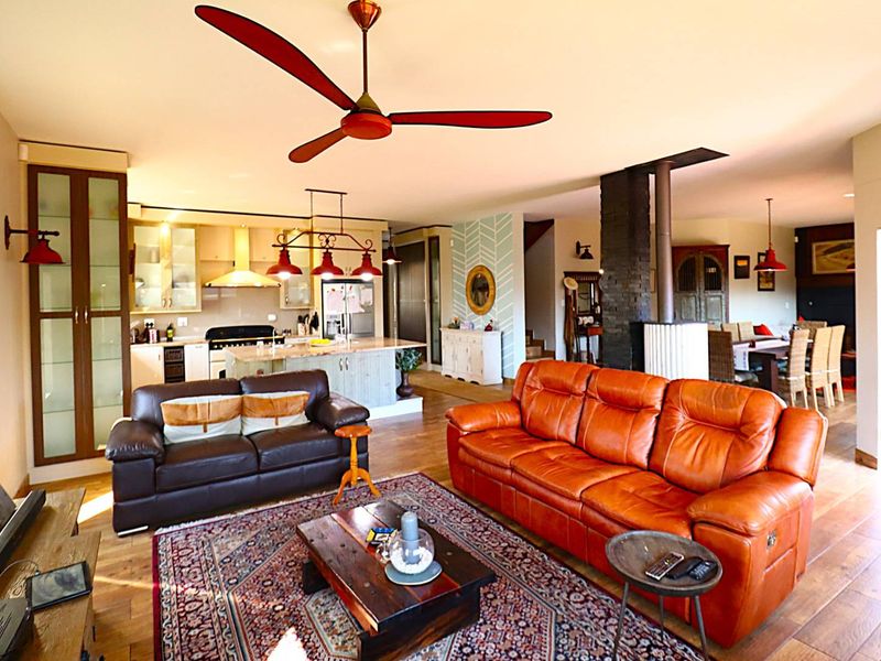 4 Bedroom Sea View House for Sale in Swakopmund | Close to Beach, Schools & Shopping Mall - Photo 2