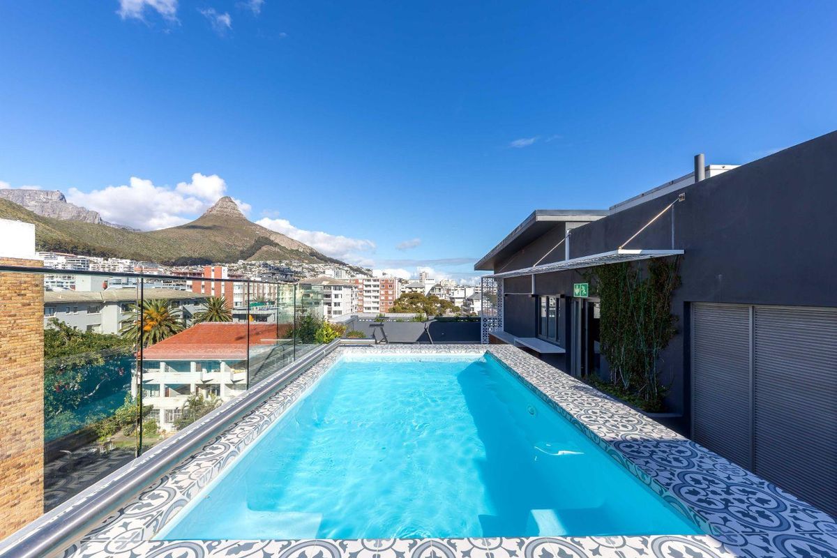 Airbnb Winner or the Ultimate Lock-up-and-Go in 'Six On N' - Photo 3