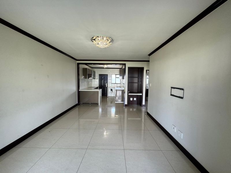 2 Bedroom Apartment For Sale in Craigavon - Photo 5