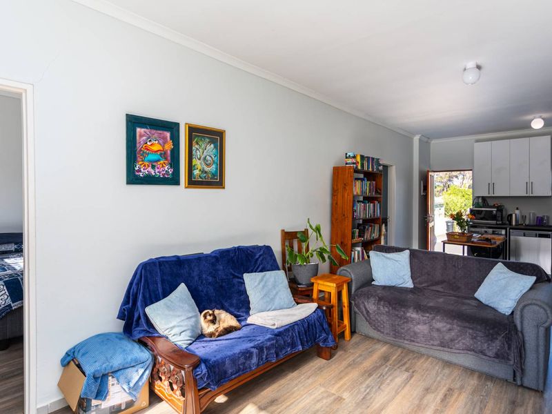 Marvelous 4 Bedroom Home For Sale In Mount Simon Estate - Photo 7