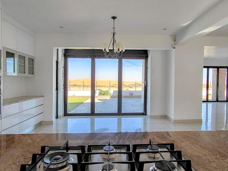 Exceptional Home For Sale in Riverside, Kramersdorf, Swakopmund - Photo 9