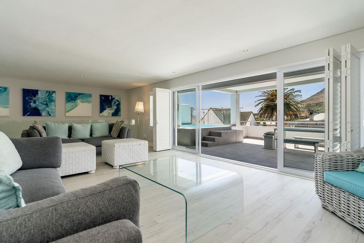 200 Metres from the Beach - Photo 4