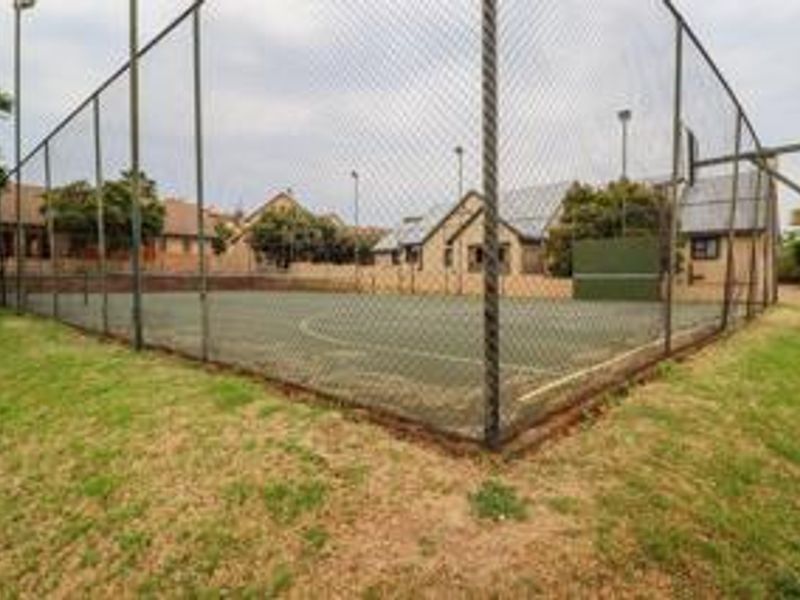 BROOKLANDS LIFESTYLE SECURITY ESTATE: 3 BEDROOM TOWNHOUSE - Photo 9