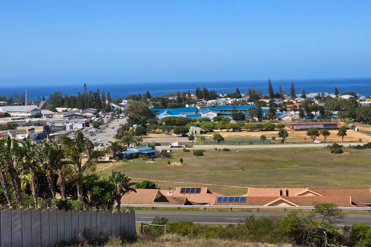 Prime Vacant Land with Panoramic Sea Views in Hartenbos Heuwels - Photo 4