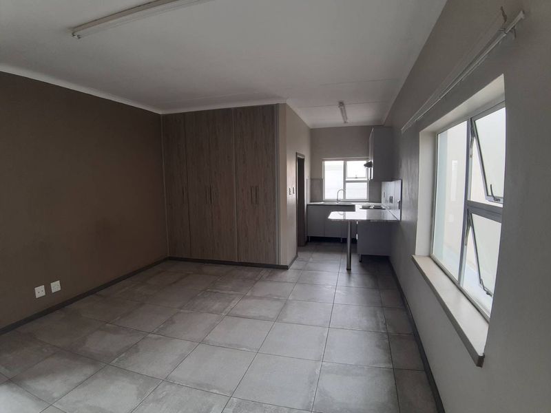 Walvis Bay Complex for sale! - Photo 6