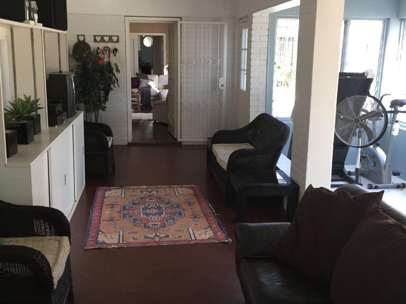 42.8266 ha farm in Hartbeespoort dam - Photo 4