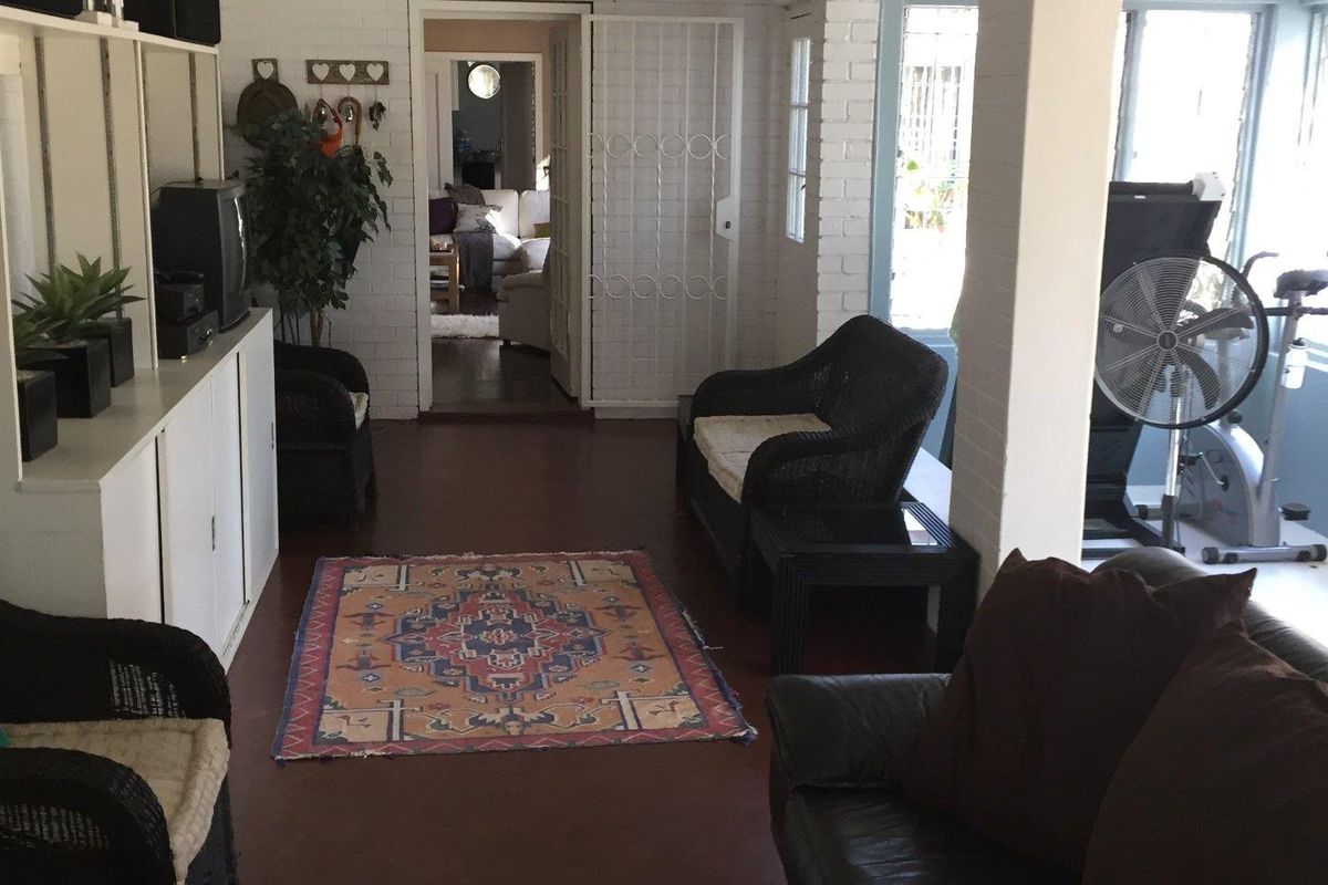 42.8266 ha farm in Hartbeespoort dam - Photo 4