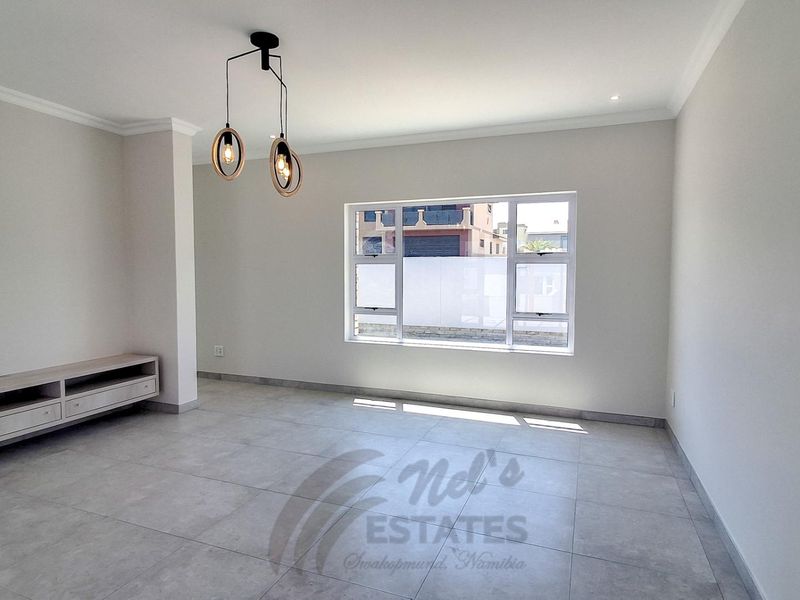 Newly Built Home with Separate Flat For Sale in Ocean View, Swakopmund - Photo 4