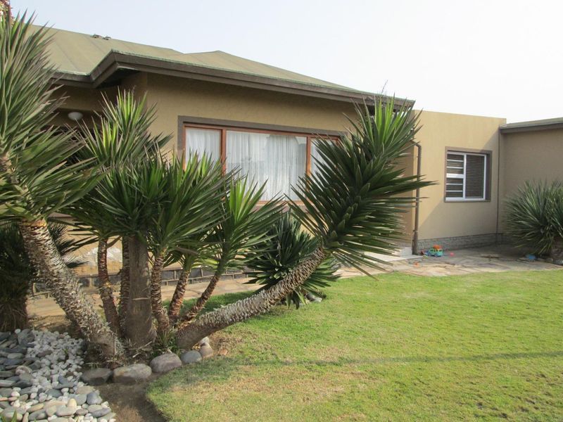 Property with so much potential - Photo 3