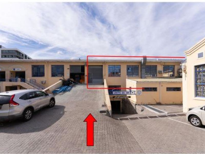 945m2 TO LET HIGHLY VISIBLE, REAR DRIVE-IN ACCESS : RETAIL / OFFICE / WAREHOUSE 400 AMP 3 PHASE POWER OBSERVATORY - Photo 3