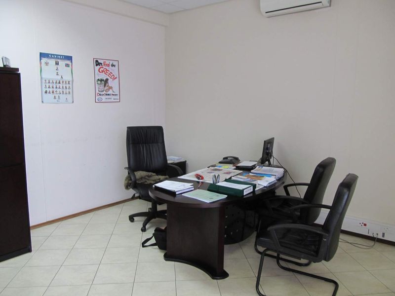 LARGE OFFICE SPACE ON TOP FLOOR OF MAKARIOS CENTRE - Photo 5