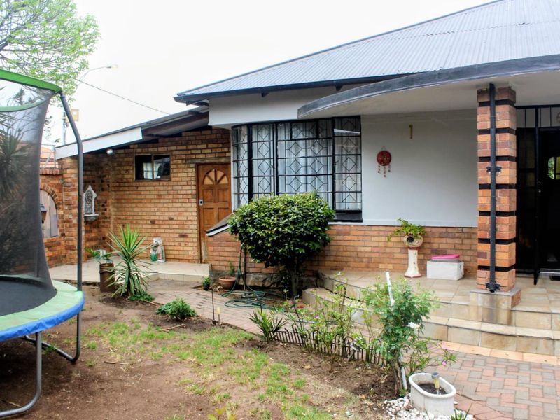 ✨ The investors dream home. a Bargain !!! - Photo 3