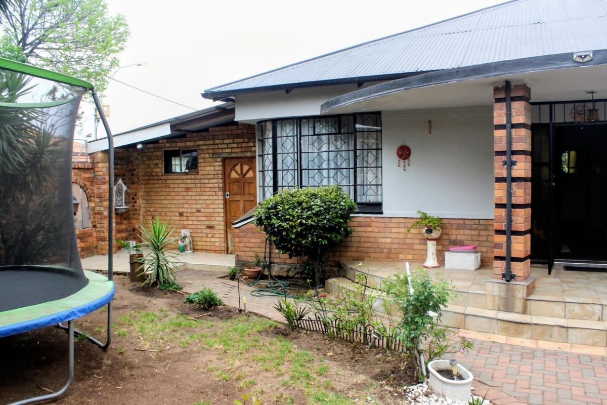 ✨ The investors dream home. a Bargain !!! - Photo 3