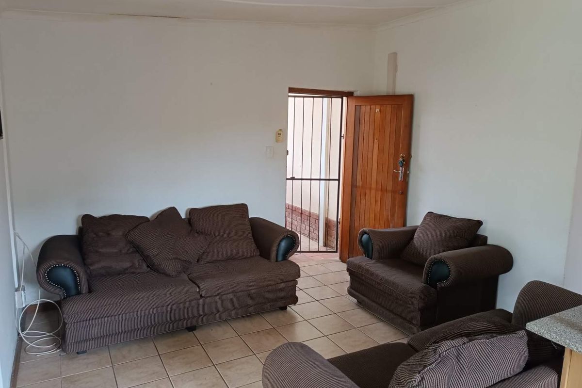 🌿 Charming 1-Bedroom Garden Cottage to Rent in Pelham South – Secure & Peaceful Living 🌿 - Photo 2