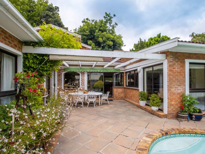 The Orchard House - Country Living at Its Finest in the Constantia Valley - Photo 3