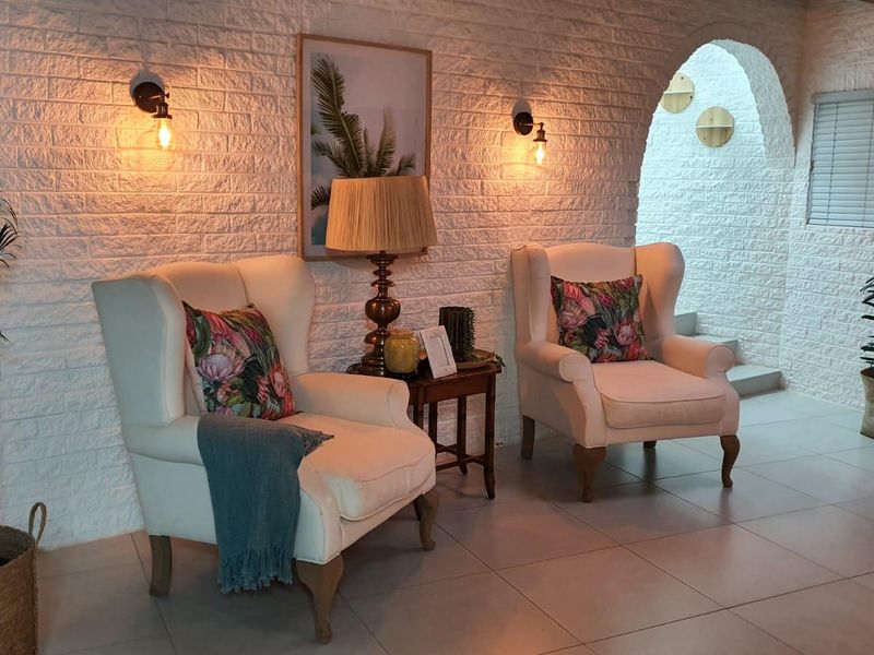 Furnished Private Office To Rent in Kloof Business District | From R10,500 per Month - Photo 3