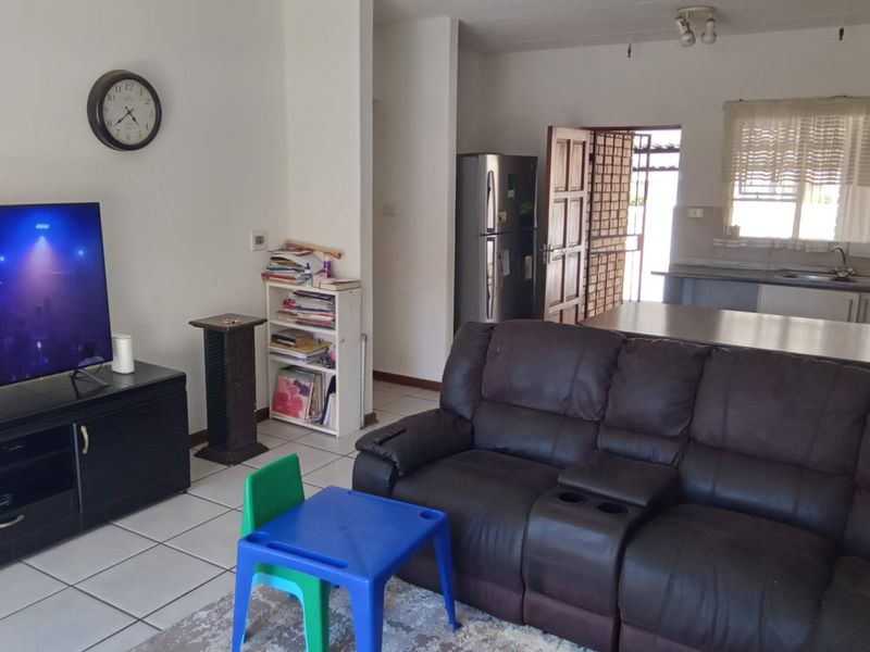 INVESTORS DREAM OR BEGINNERS R895 000 - Photo 8
