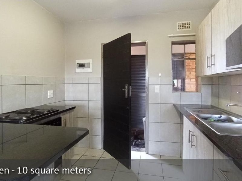 2 Bedroom Apartment In Junction @ Forest Hill - Photo 2