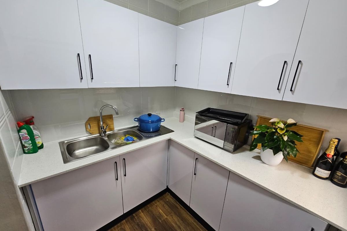 Discover easy coastal living in this charming 2-bedroom simplex in Meer en See - Photo 5