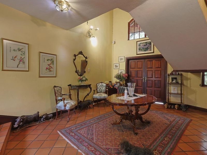 Architect-Designed Family Living with Timeless Craftsmanship in Silver Lakes Golf Estate - Photo 5