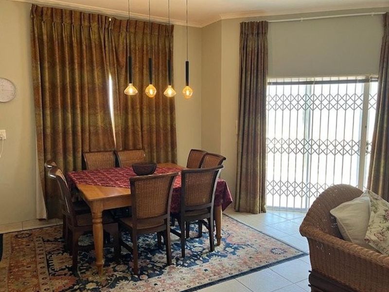 Charming 3-Bedroom Townhouse in Vogelstrand - Photo 7