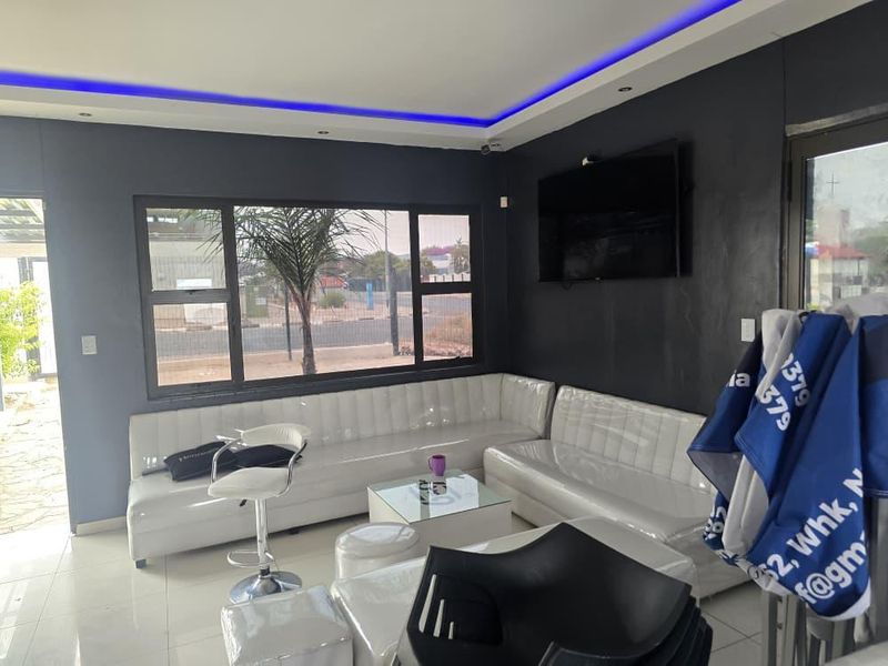 Turnkey Nightclub & Restaurant: Prime Location, High Income Potential - Photo 4