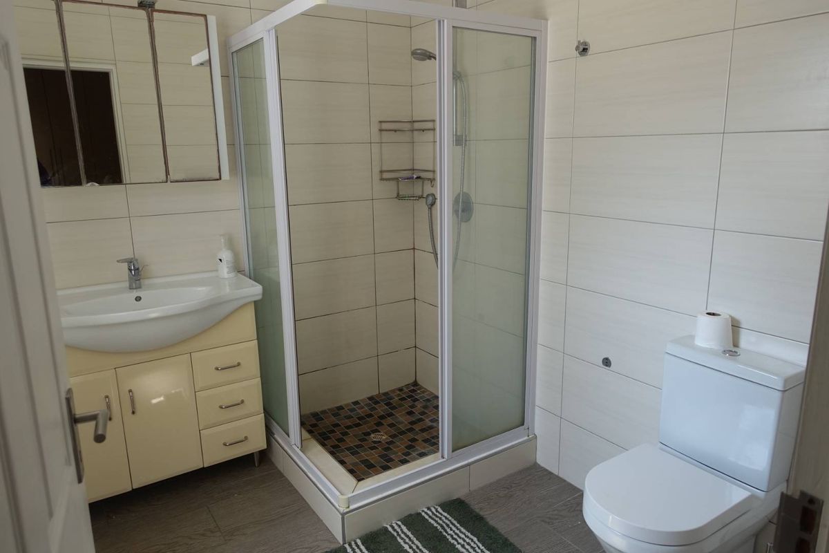 3-Bedroom Townhouse in Kramersdorf for sale - Photo 5