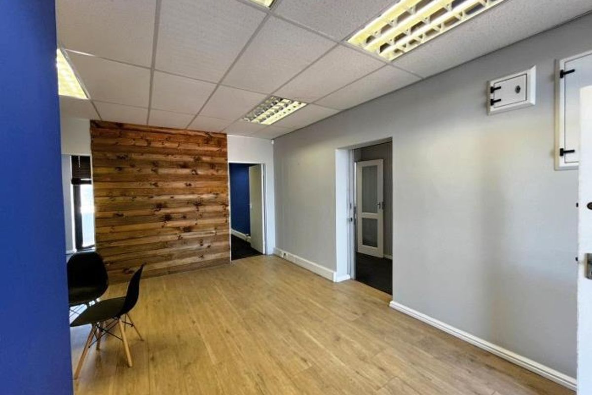 First Floor Office in Millennium Business Park - Photo 3