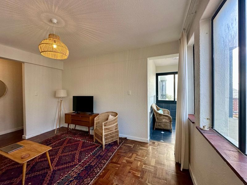 Well-Located 2-Bedroom with Ocean and Mountain Views - Photo 7