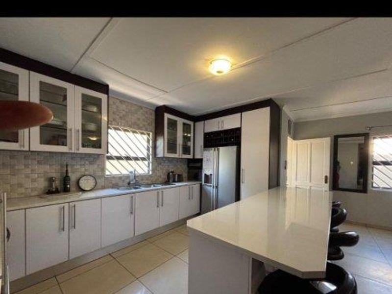 Modern house for sale - Wanahenda 1.450 000 - Photo 5