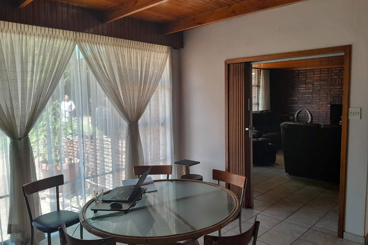 5 Bedroom Family Home in cul-de-suc - Photo 5