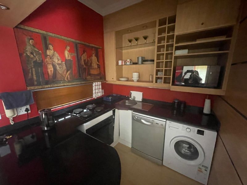 FURNISHED BACHELOR APARTMENT - Photo 3