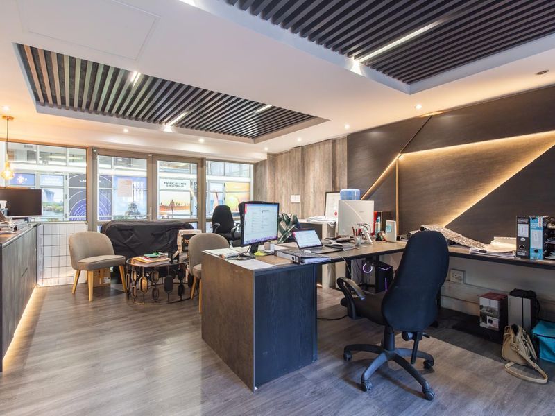 Retail/office space to let at DoubleTree by Hilton - Photo 5