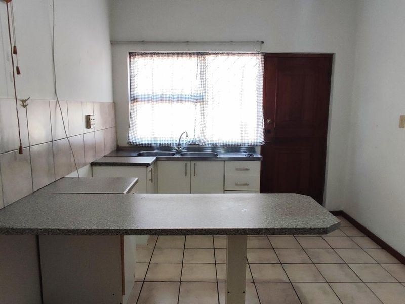 Bachelors Garden Cottage for single person - Photo 4
