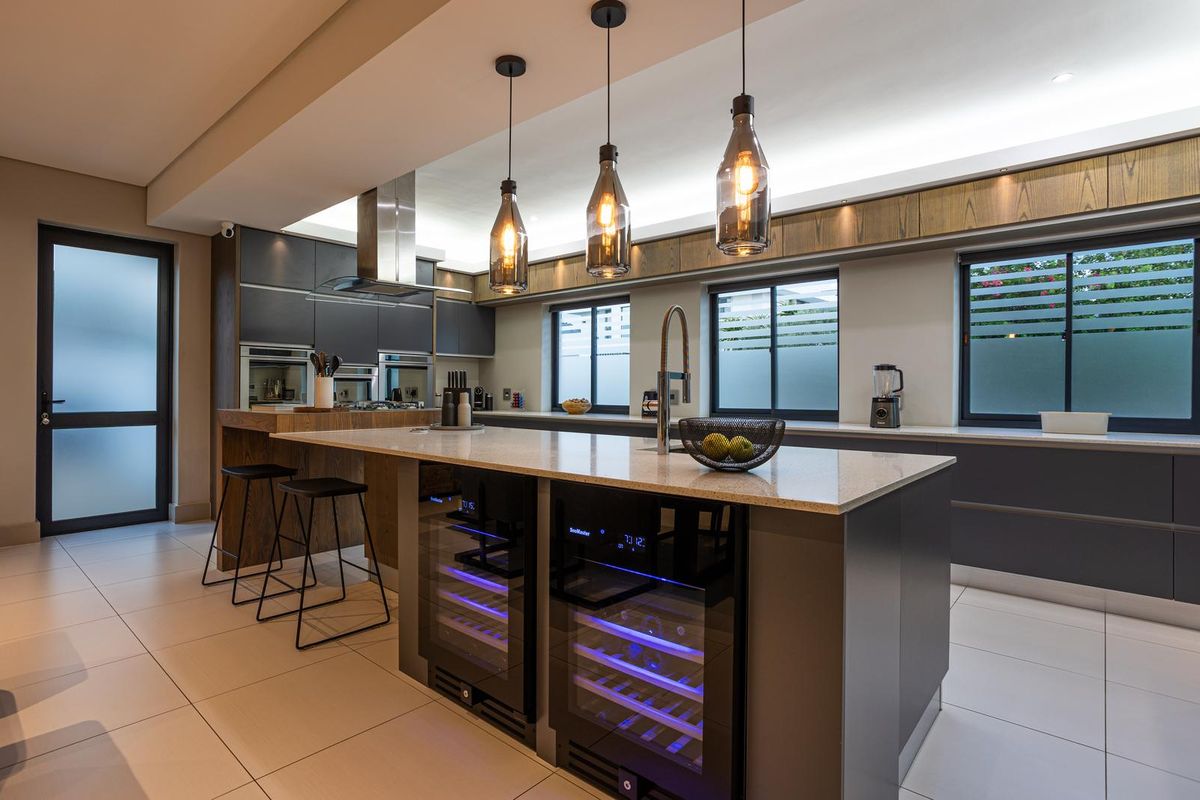 Exquisite North-Facing Home with Breathtaking Golf Course Views! - Photo 3