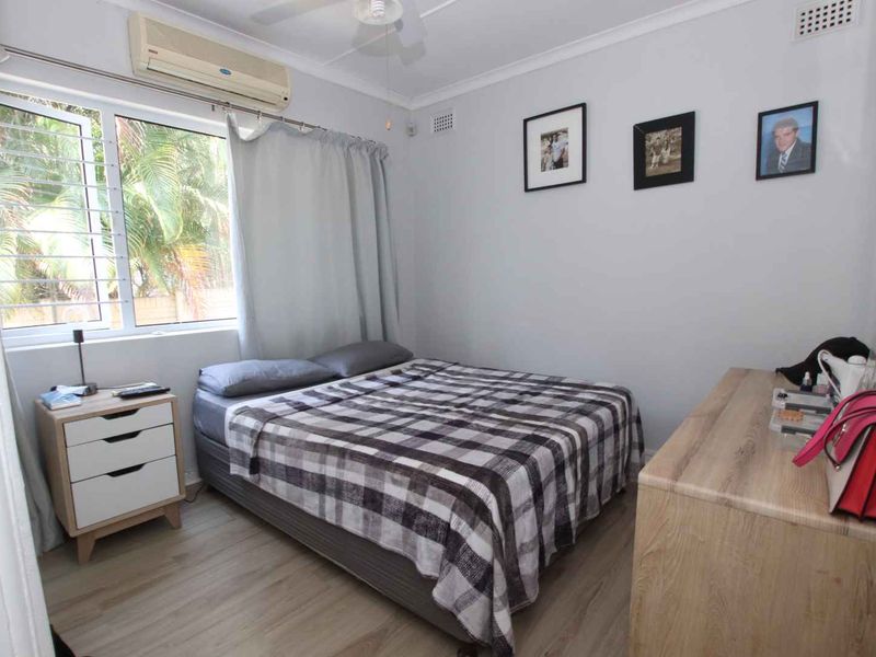 Pet friendly Garden Townhouse, with private pool within 500 meters of the Beach!! - Photo 10