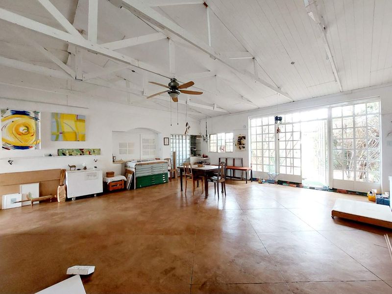 BUSINESS + HOUSE FOR SALE IN OMARURU - Photo 6