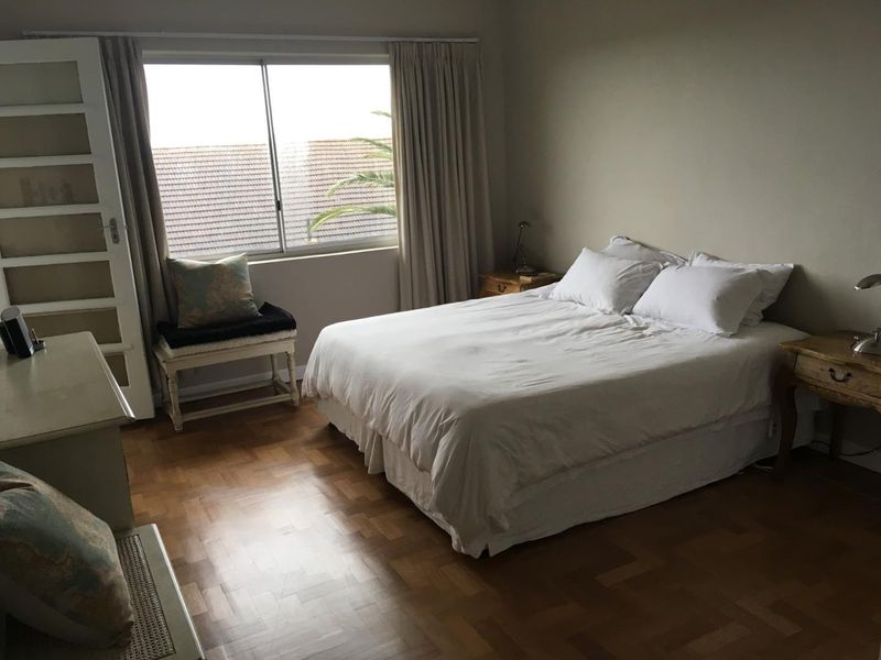 Renovated 2 bedroom UNFURNISHED unit - Photo 4