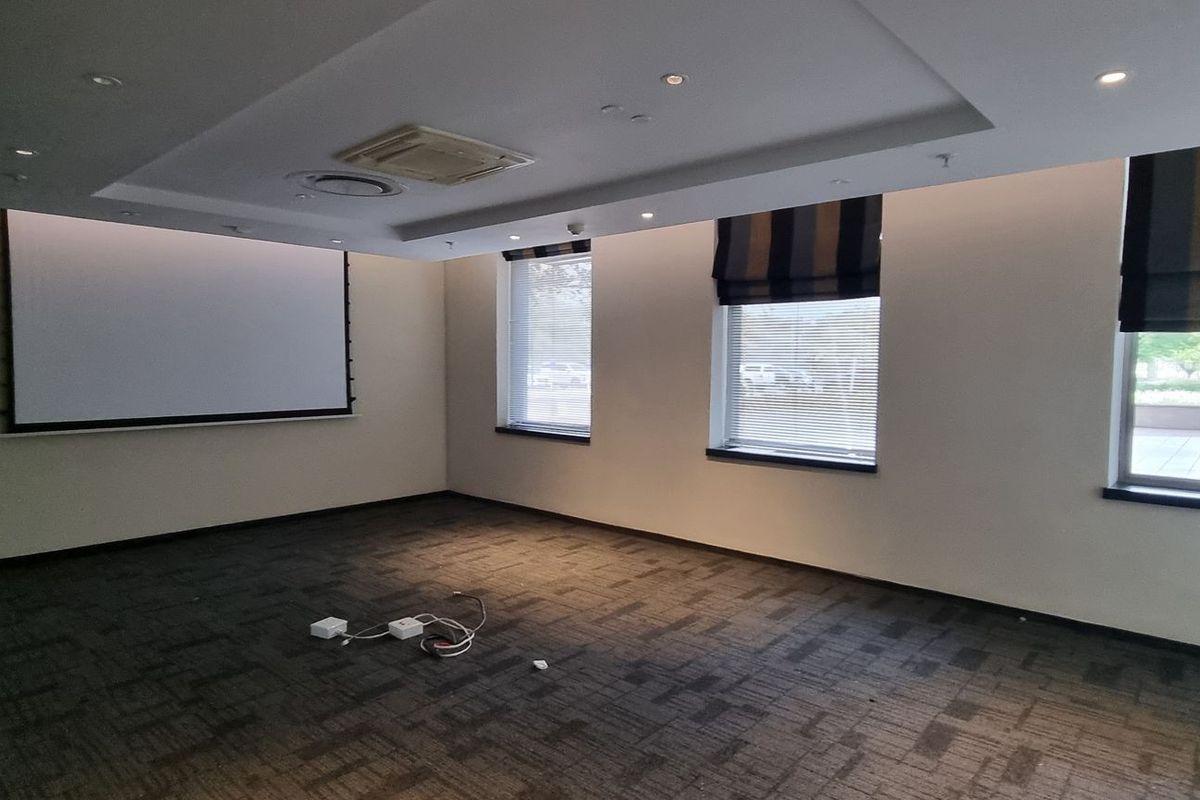 2 700m2 Waterfall City Midrand Office Block For Sale - Photo 4