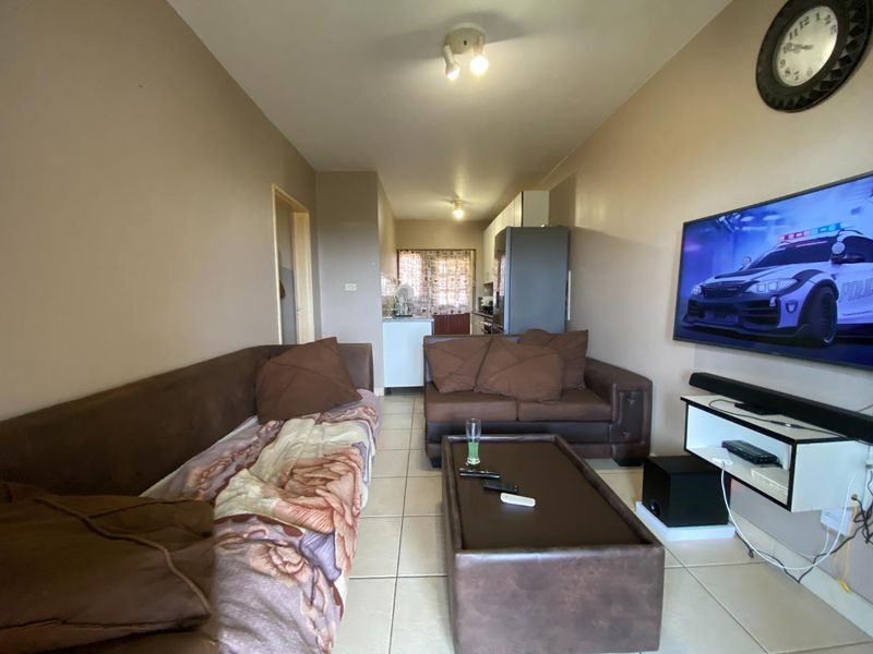 Cozy 1-Bedroom Apartment with Private Garden Awaits You! - Photo 3