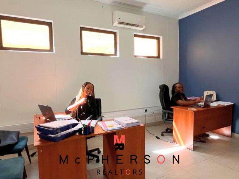 Beautiful Office Space for Sale - Photo 5