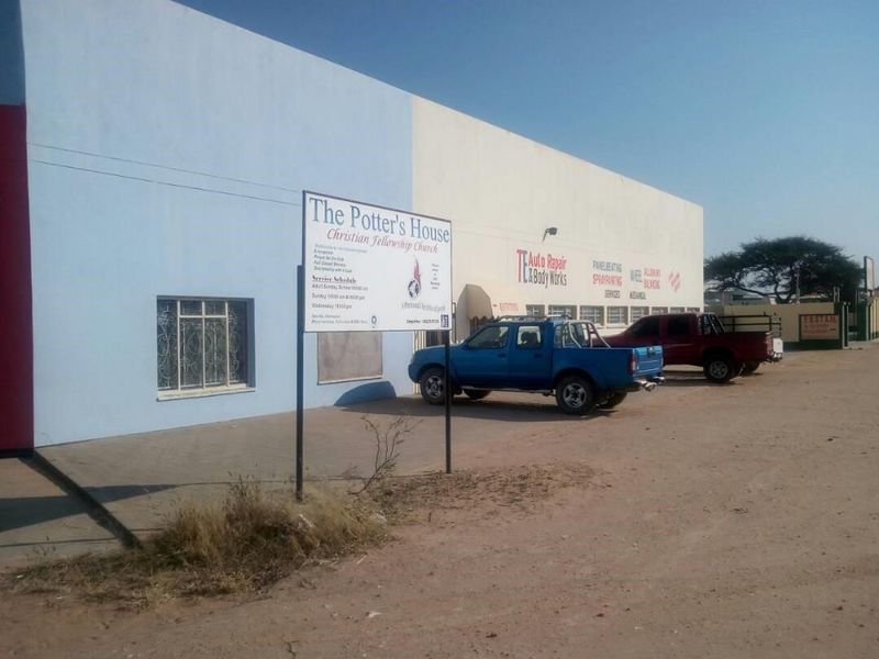 Warehouse For Sale In Gobabis - Photo 4