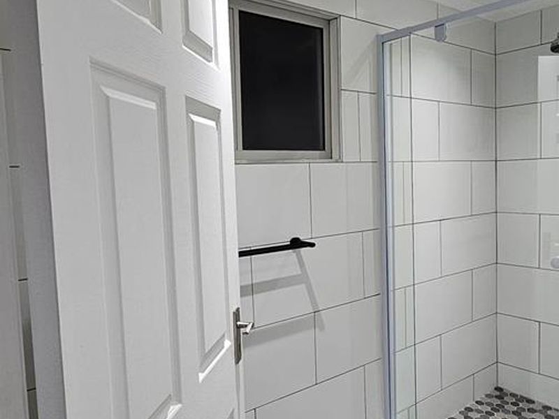 Office for Sale in Southern Industrial Area - Photo 8