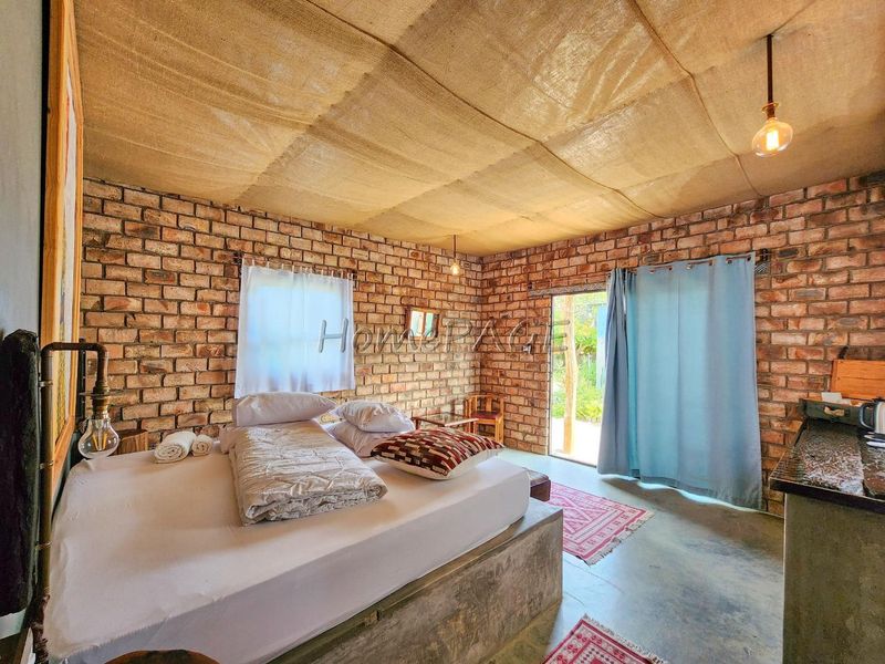 Uis:  Quaint property with 4 Guest Rooms and 3 Bedr Home is for Sale - Photo 9