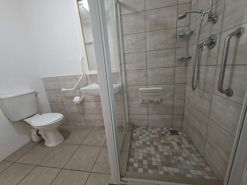 NEAT AS A PIN - Photo 8