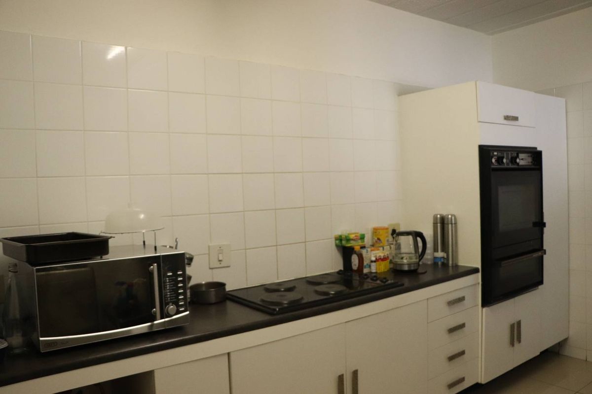 Florida  2 bed unit for sale - Photo 4