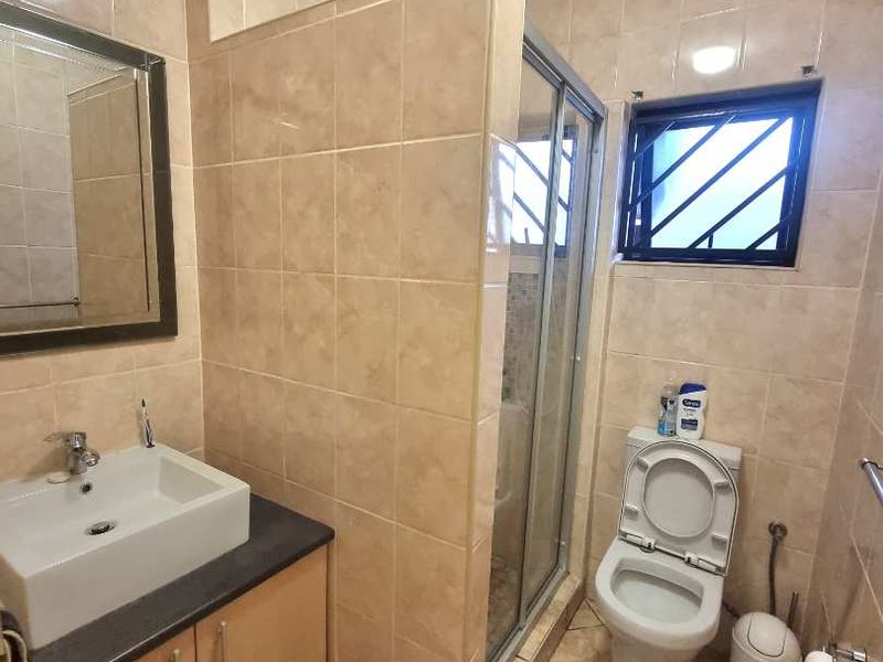 TOWNHOUSE FOR SALE - Photo 10